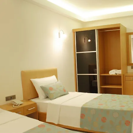 Cennet Park Hotell 3*